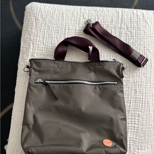 Shorty Love Mocha Crossbody Large Wonder Bag